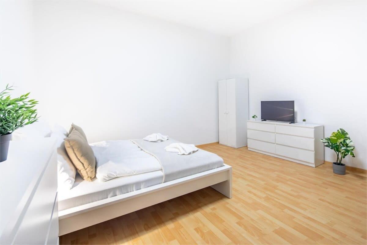 Very Central Convenient Flat Budapest Exteriör bild